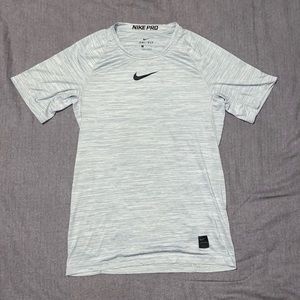 Men’s Nike pro shirt
